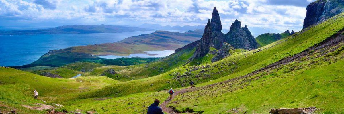 Taking Firm Stance, Scotland Pushes GMO Ban