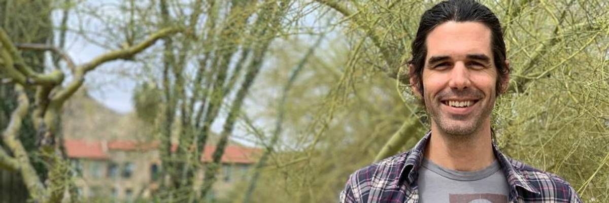 'Criminalizing Compassion': Trial Begins for Humanitarian Facing 20 Years in Prison for Giving Water to Migrants in Arizona Desert