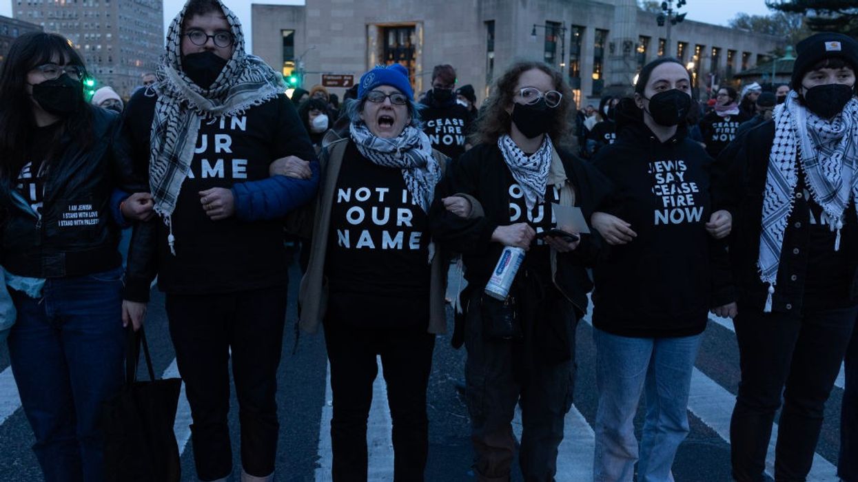 Seder Held In The Streets Of Brooklyn To Protest The War In Gaza