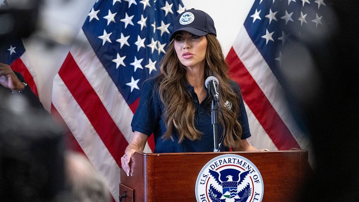 Sen. Alex Padilla is forcibly removed from Secretary Kristi Noem's press conference