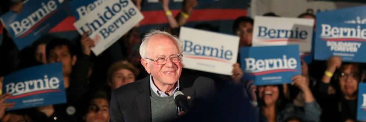 Sanders Announces 'Staggering' $34.5 Million Fourth-Quarter Haul, With Average Donation of Just $18.53