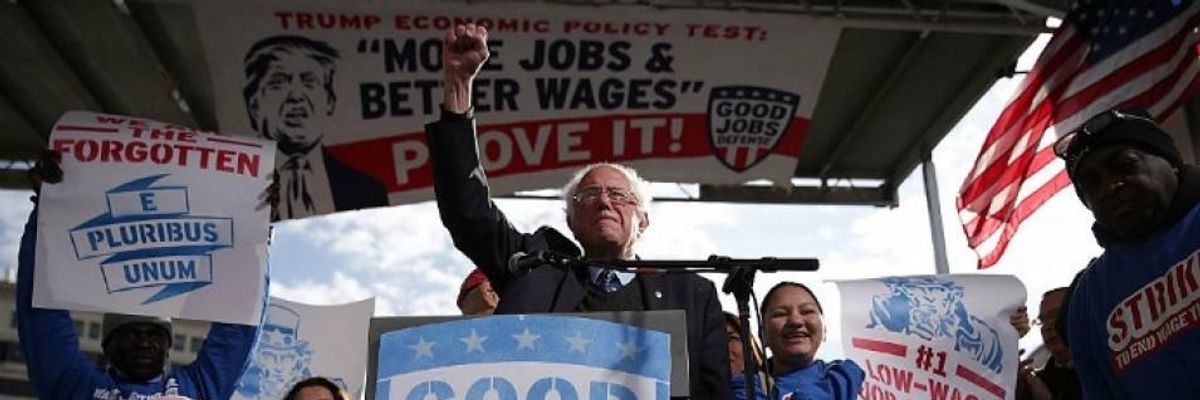 'I Stand With the Amazon Warehouse Workers': Bernie Sanders Throws Support Behind Bold Union Drive in Alabama