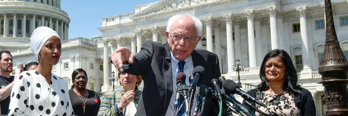'The Bold Solution We Need': Over 100 Academics Endorse Sanders Student Debt Cancellation and Tuition-Free College Plan