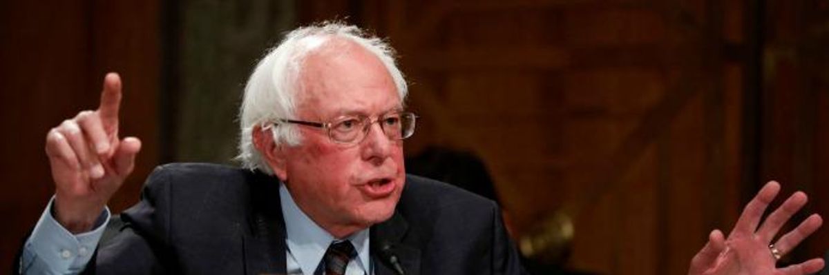 Amid Growing Calls to Abolish ICE, Sanders Calls for Abolishing America's Entire 'Cruel, Dysfunctional Immigration System'