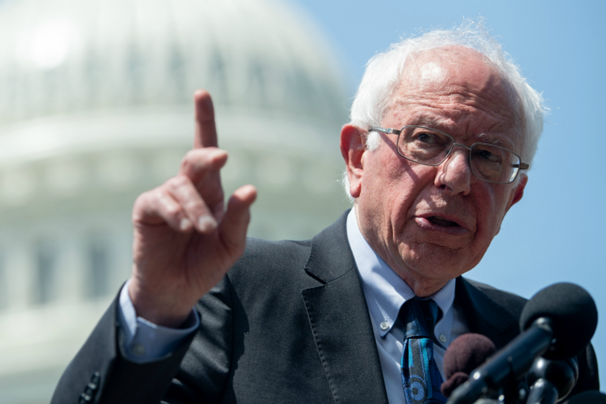 WATCH: Highlighting Trump’s ‘Promises Broken,’ Sanders Gives