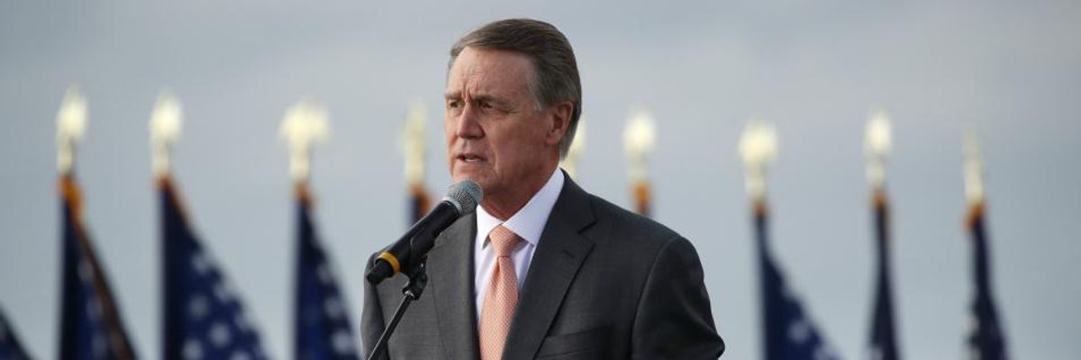 With Perdue and Loeffler Under Fire for Shady Transactions, Warren Intros Bill to Ban Lawmakers From Trading Stock