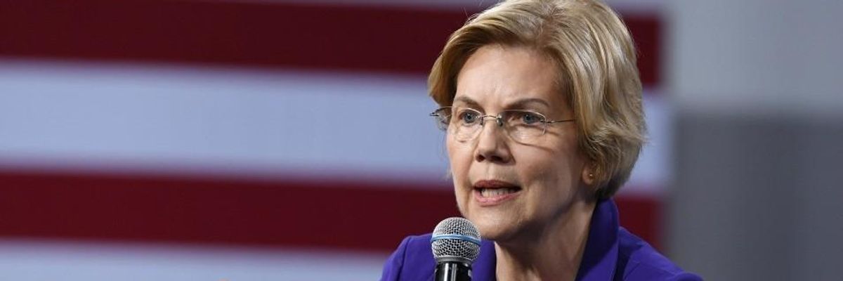 Demanding Transcript of Trump Call With Xi, Warren Slams President for Selling Out People of Hong Kong 'Behind Closed Doors'