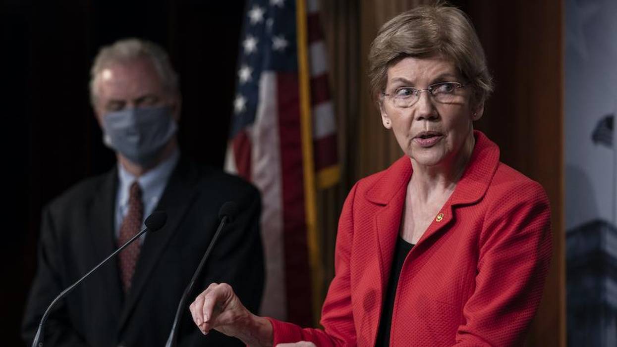 Citing Fears of a Defeated Trump Who Won't Go Willingly, Warren Calls on Cabinet Officials to End Deployment of Federal Agents Against Protests