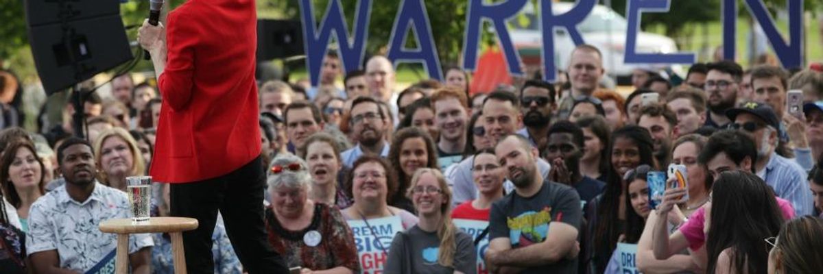 Fueled by Ambitious Policies and High Favorability, Progressives Celebrate an Elizabeth Warren Campaign 'On the Rise'