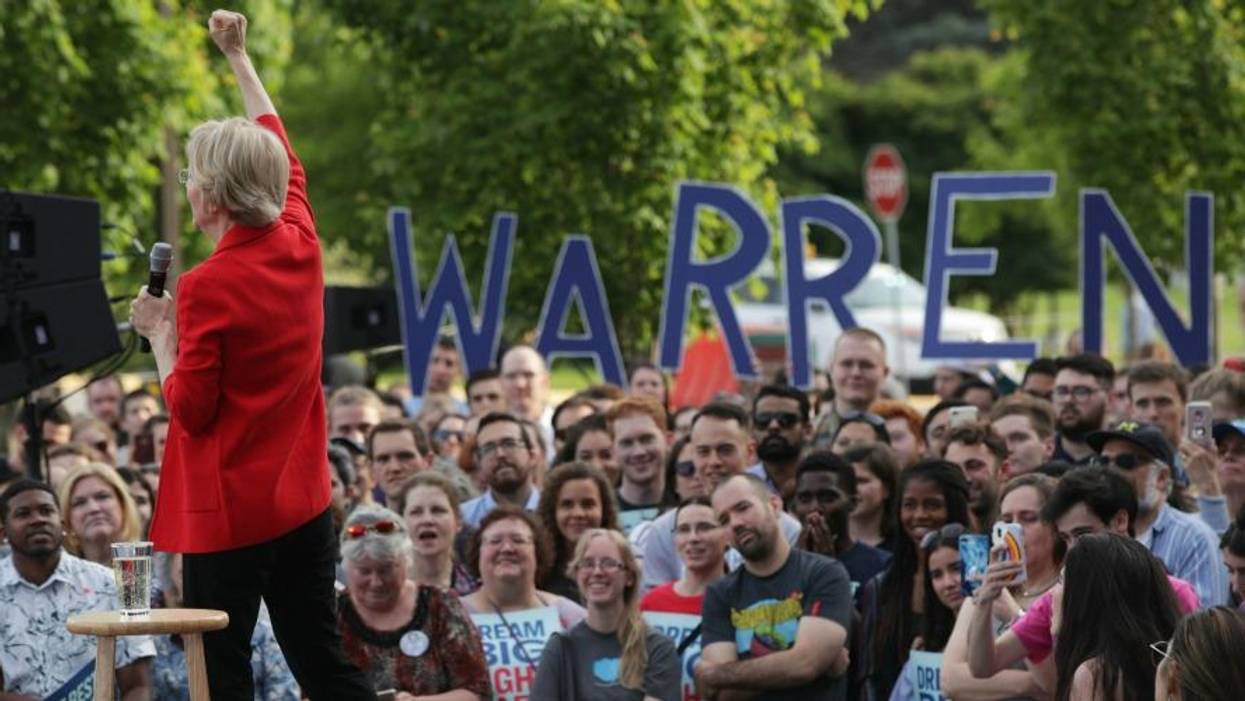 Fueled by Ambitious Policies and High Favorability, Progressives Celebrate an Elizabeth Warren Campaign 'On the Rise'
