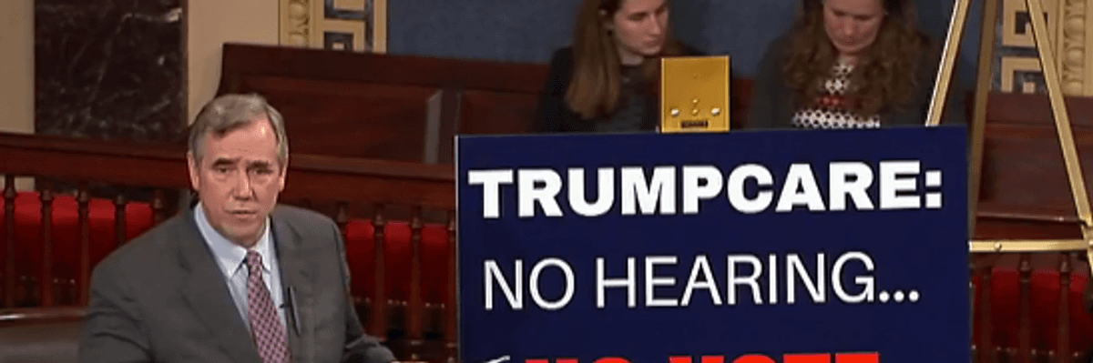 To Expose 'Dark and Hidden' Trumpcare Push by GOP, Senate Dems #HoldtheFloor