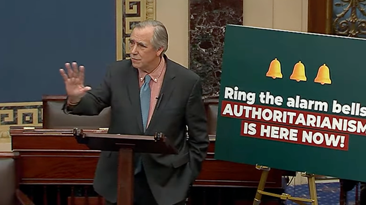 ‘Ring the Alarm Bells’: Merkley Marathon Speech Against Trump Authoritarianism Passes 16-Hour Mark