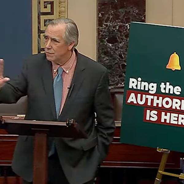 ‘Ring the Alarm Bells’: Merkley Marathon Speech Against Trump Authoritarianism Passes 16-Hour Mark