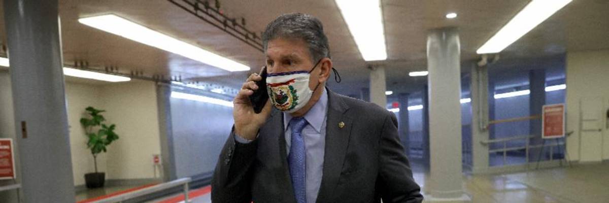 'This Is Unacceptable': Progressives Reject Manchin Plan to Cut $15 Minimum Wage Proposal to $11