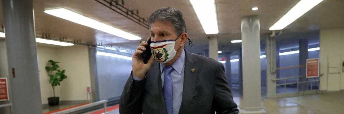 'This Is Unacceptable': Progressives Reject Manchin Plan to Cut $15 Minimum Wage Proposal to $11