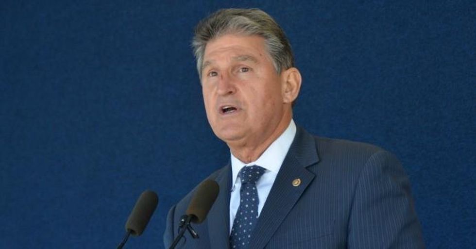 Sen. Joe Manchin of West Virginia. (Photo: Governor Earl Ray Tomblin/flickr/cc)