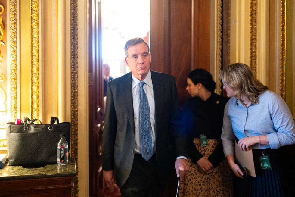 Watchdog Says Don't Let Warner Hide Behind Pulte While Pushing Warrantless Spying Powers for Trump