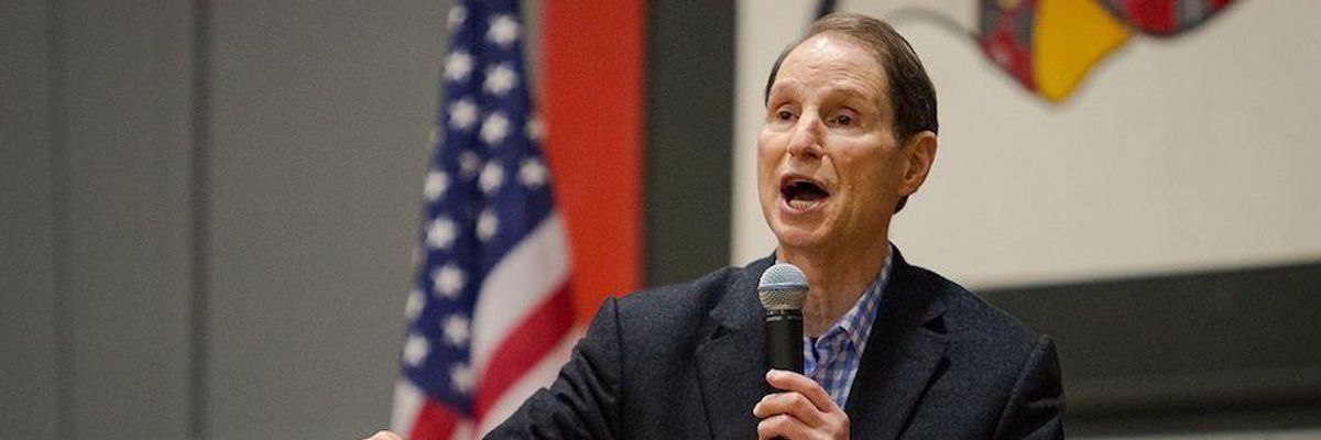 Wyden Bill to Strip Tax Breaks From Private Prison Industry Profiting From Child Detentions