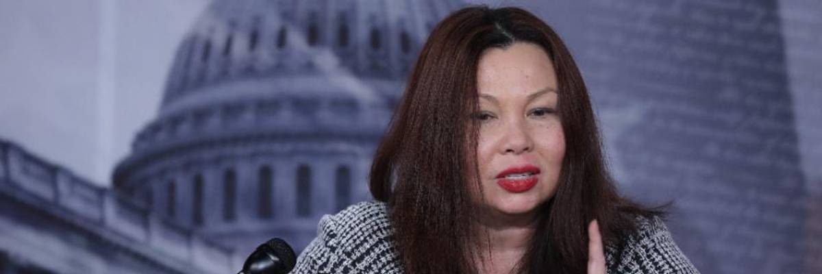 Senator Demands Postal Board Fire DeJoy Over 'Pathetic 10-Year Plan to Weaken USPS'