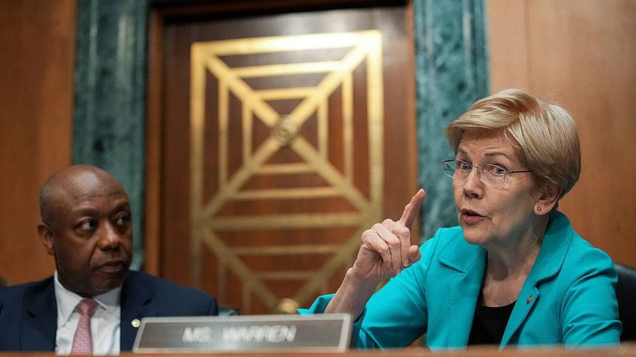 Warren Says DOJ Dropped Powell Probe to Secure Installation of Trump 'Sock Puppet' as Fed Chair