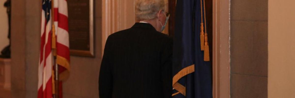 'Pathetic': Congress Passes Covid Relief Bill With Billions in Gifts for the Wealthy, $600 Checks for the Working Class