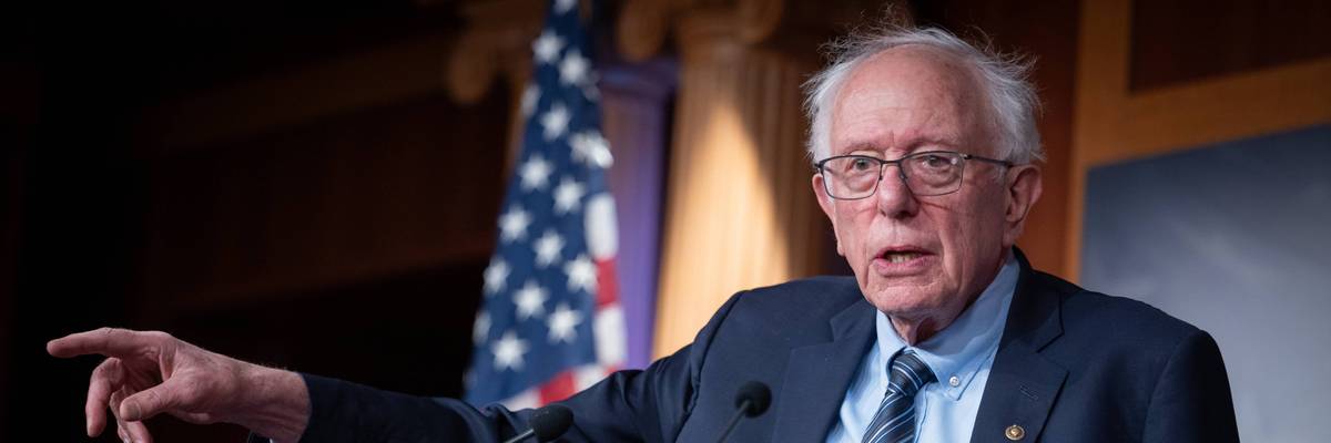 Senator Sanders and Congresswoman Lee hold press conference
