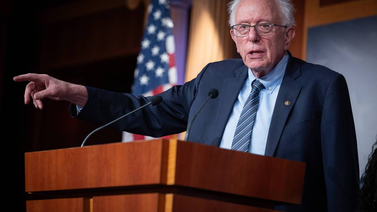 Senator Sanders and Congresswoman Lee hold press conference