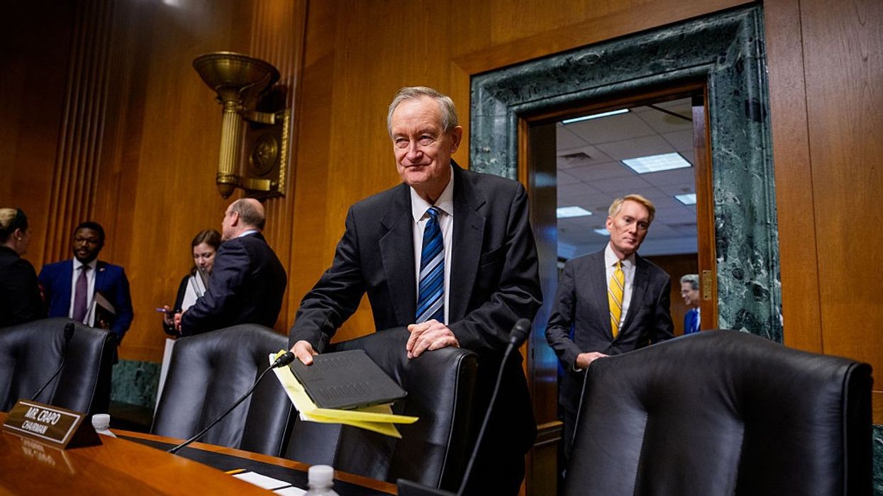Sens. Mike Crapo (R-Idaho) and James Lankford (R-Okla.)