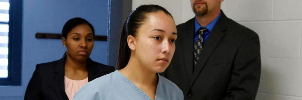 Celebrating Cyntoia Brown's Clemency, Rights Advocates Vow to Continue Fighting for Human Trafficking Survivors Behind Bars