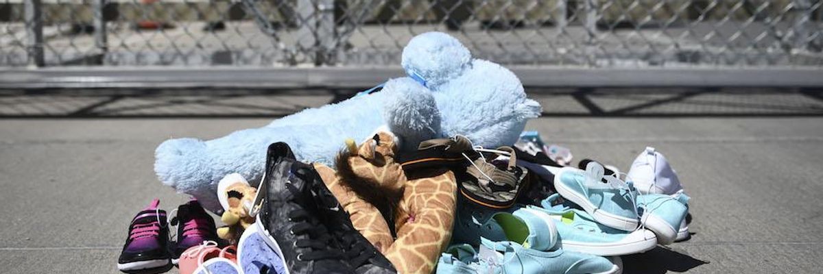 Trump Prepares to Open New 'Captured Children' Facility in Texas as Hundreds of Rights Groups Call for Decriminalizing Migration