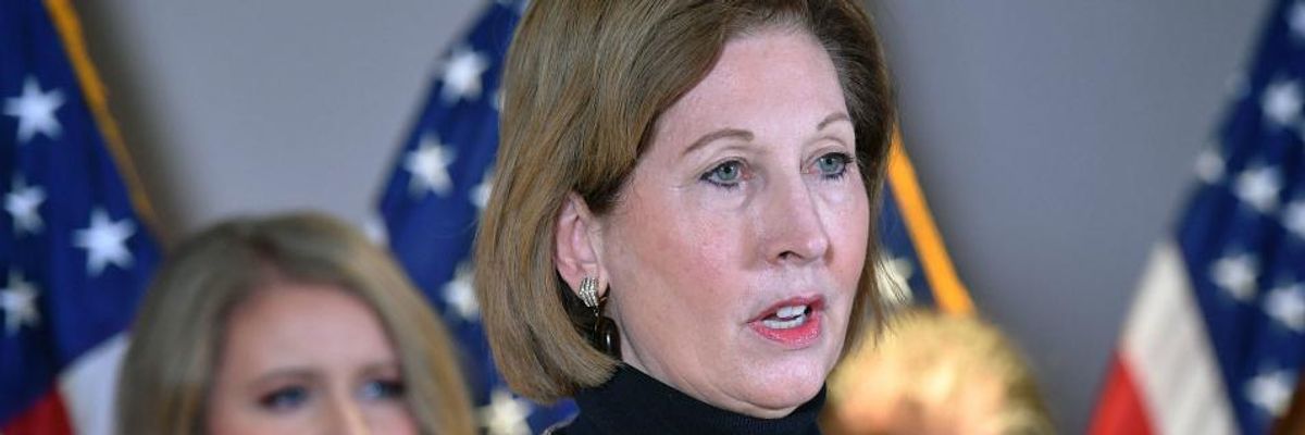 'Elite Strike Force'? Trump Legal Team Throws Right-Wing Attorney Sidney Powell Under the Bus as Coup Attempt Flails