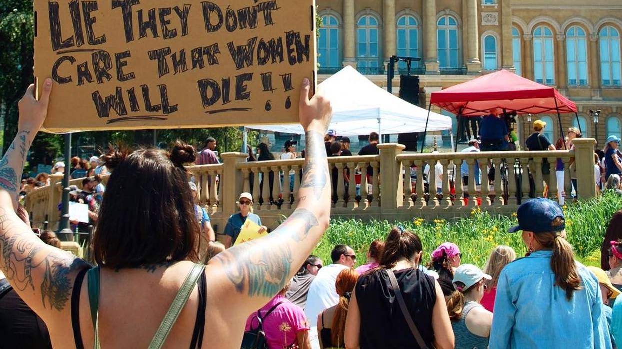 Sign opposing Iowa abortion ban