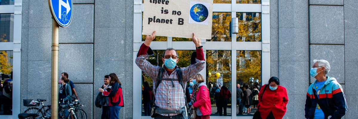 Sign reading "There is no planet B"