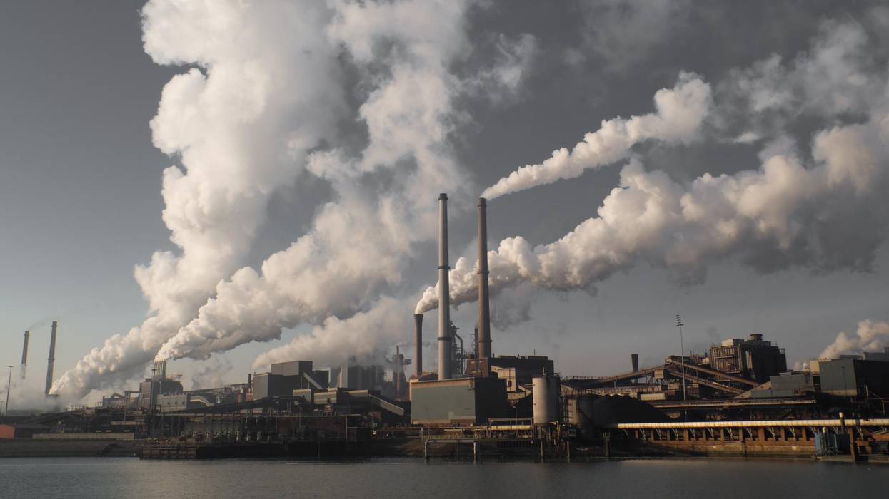 smoke-from-fossil-fuels-2600x1361.jpg