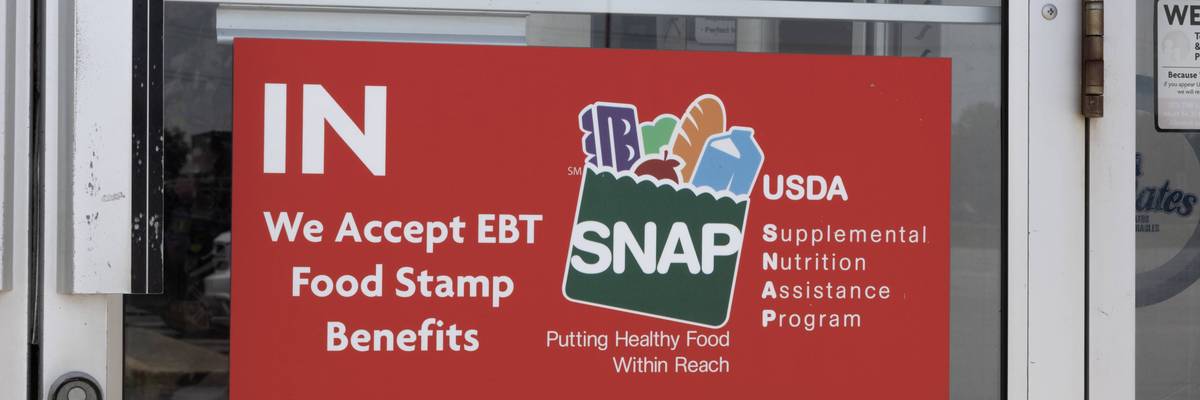 SNAP and EBT Accepted here sign