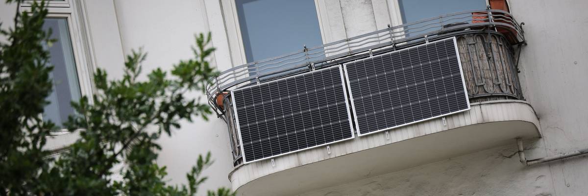 Solar balcony