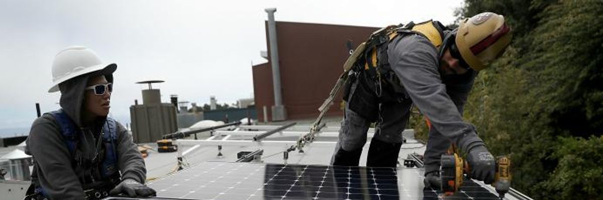 After Just a Few Months, Trump's Solar Tariffs Blamed for Billions in Shelved Clean Energy Projects