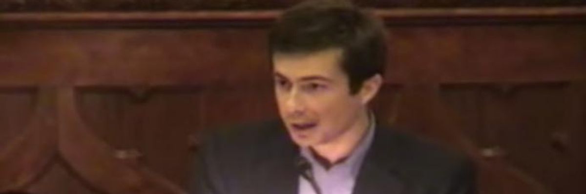 'Disqualifying': Buttigieg Faces Backlash for Praising Right-Wing Tea Party Movement in Resurfaced 2010 Video