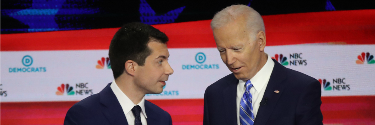 Biden, Harris, Buttigieg, and Booker Emerge as 'Clear Favorites' of Wall Street as Bankers Open Checkbooks for 2020