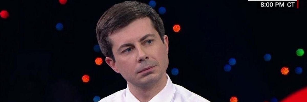 Applause for Pete Buttigieg as 2020 Hopeful Strays From 'Trite Script Most Politicians Cling To' During Town Hall