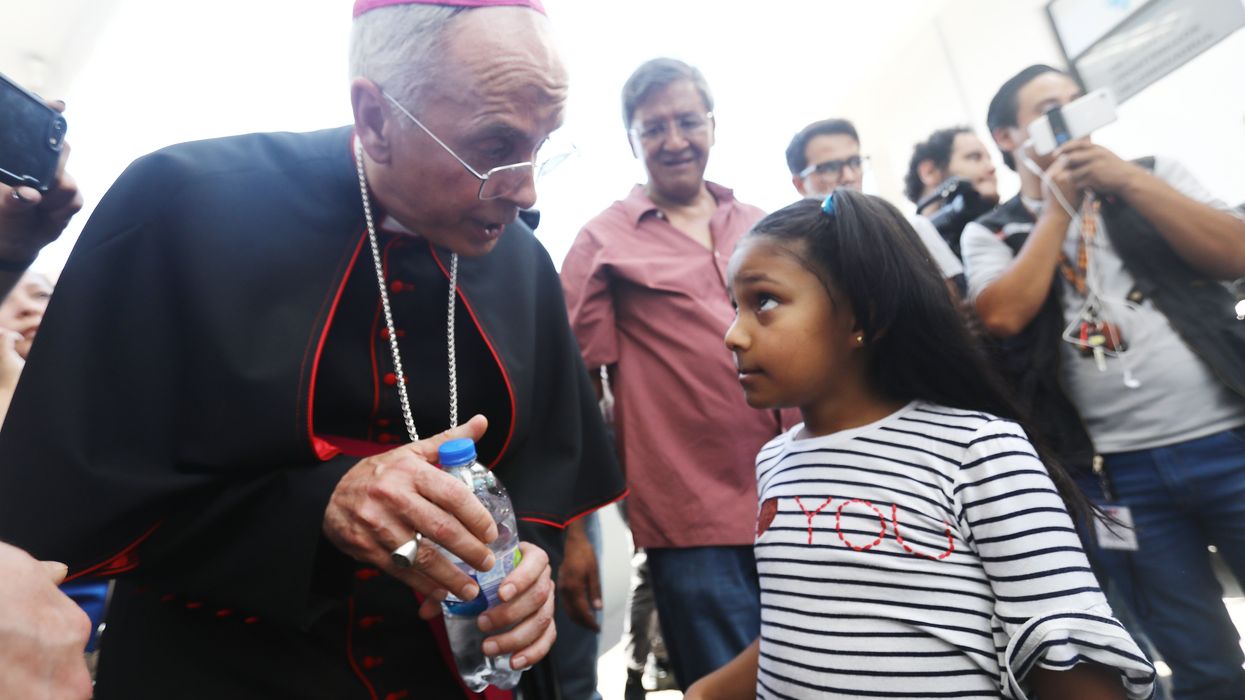 Southern Border Facilities Overwhelmed As Influx Of Migrants Continues