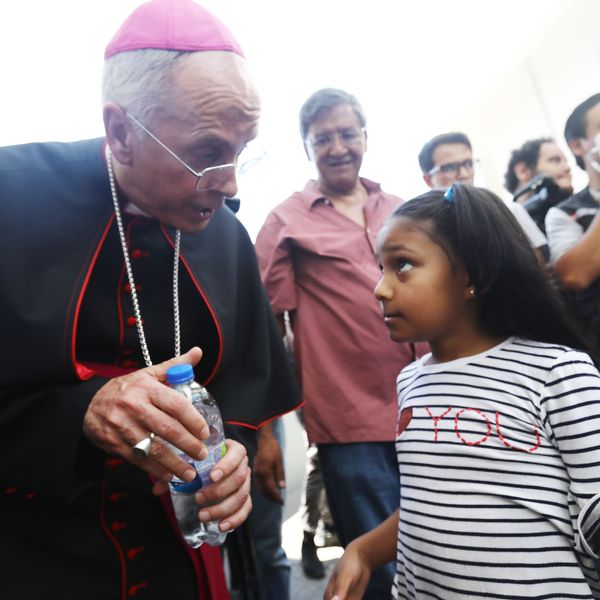 Southern Border Facilities Overwhelmed As Influx Of Migrants Continues