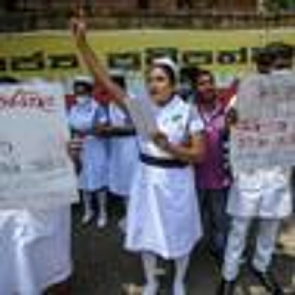 Sri Lanka healthcare workers protest