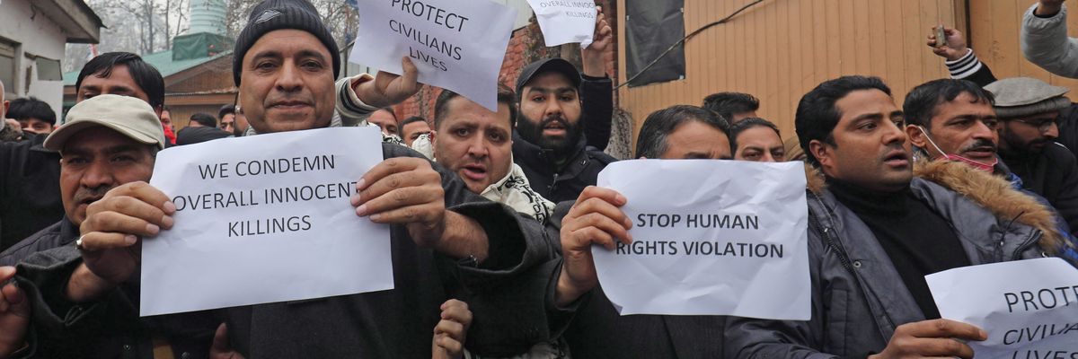 Srinigar protest against the killing of three Muslim men in Indian custody