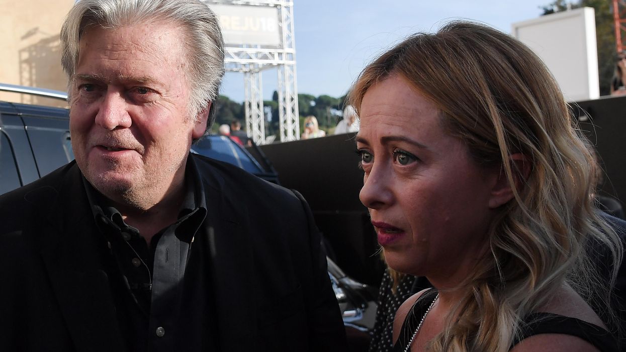 Steve Bannon and Giorgia Meloni pictured together in 2018