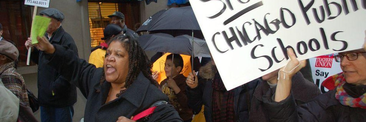STOP CLOSING CHICAGO SCHOOLS