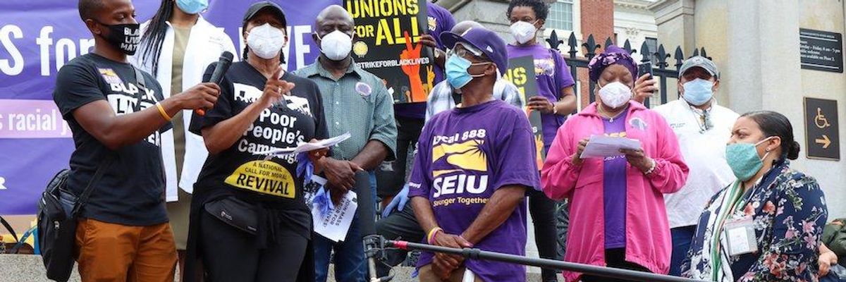 'A Moment of Reckoning': Thousands Across Country Take Part in #StrikeForBlackLives