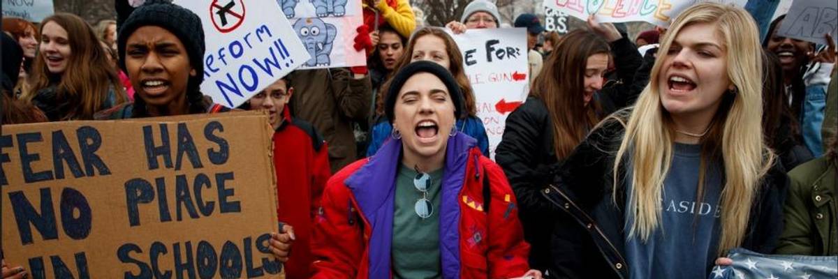 As Students Across US Plan Walkouts to Demand Gun Control, Texas School District Threatens to Suspend Participants