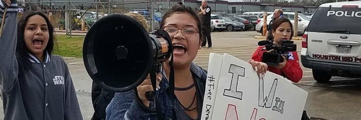 #FreeDennis: 300+ Students Stage Walkout After Texas Teen Detained by ICE