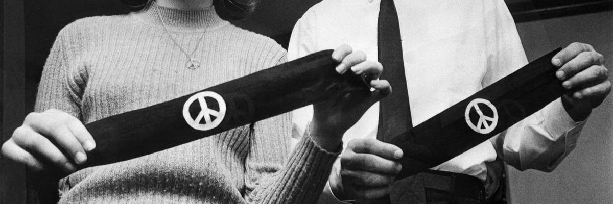 Students Hold Peace Arm Bands